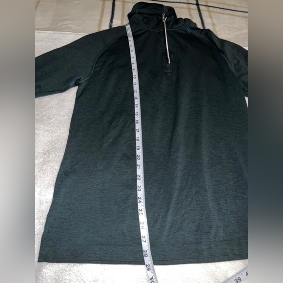 Lululemon Men's athletic sweater green size xl